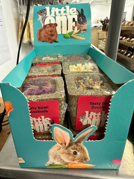 Little One Treat Birdham Animal Feeds