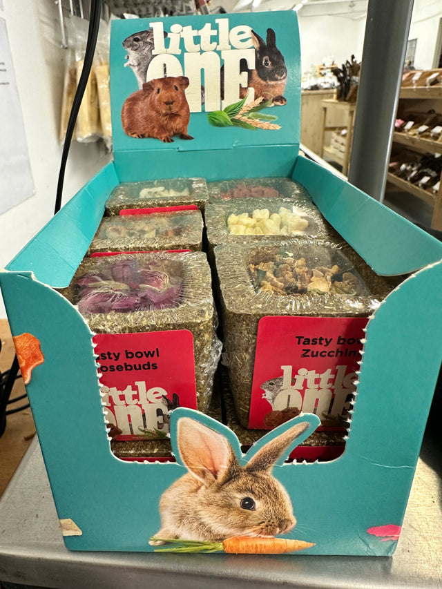 Little One Treat Birdham Animal Feeds